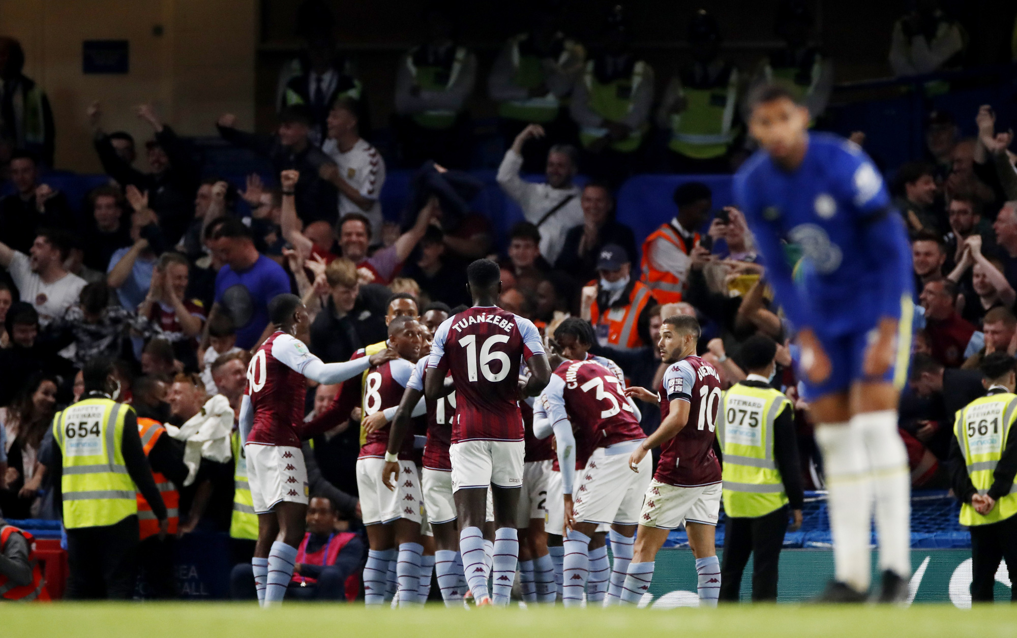 Người nhện Kepa cứu Chelsea loạt lu&acirc;n lưu, Tottenham tho&aacute;t hiểm League Cup - Ảnh 4.