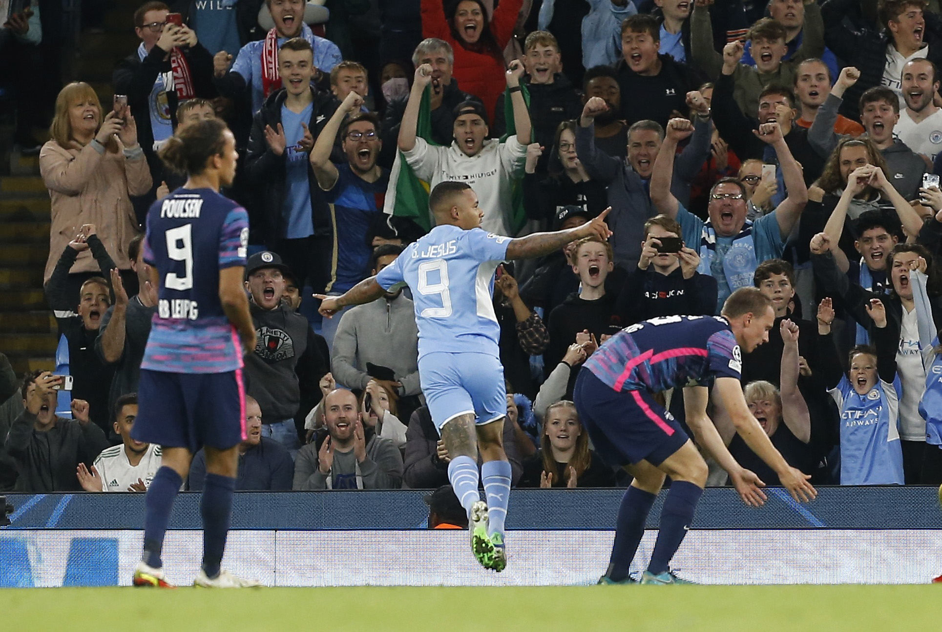 Tám ngày định đoạt số phận Man City và Pep Guardiola - Ảnh 2.