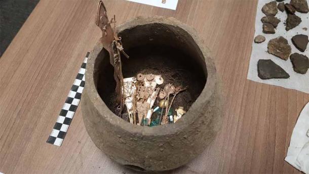 Kho b&aacute;u đầy v&agrave;ng, ngọc tiết lộ th&agrave;nh phố v&agrave;ng trong truyền thuyết - Ảnh 2.