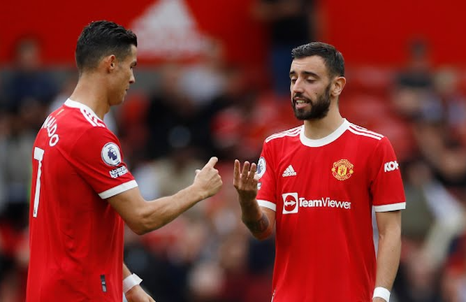 Vì sao Bruno Fernandes sút hỏng penalty trong trận Man United thua Aston Villa?