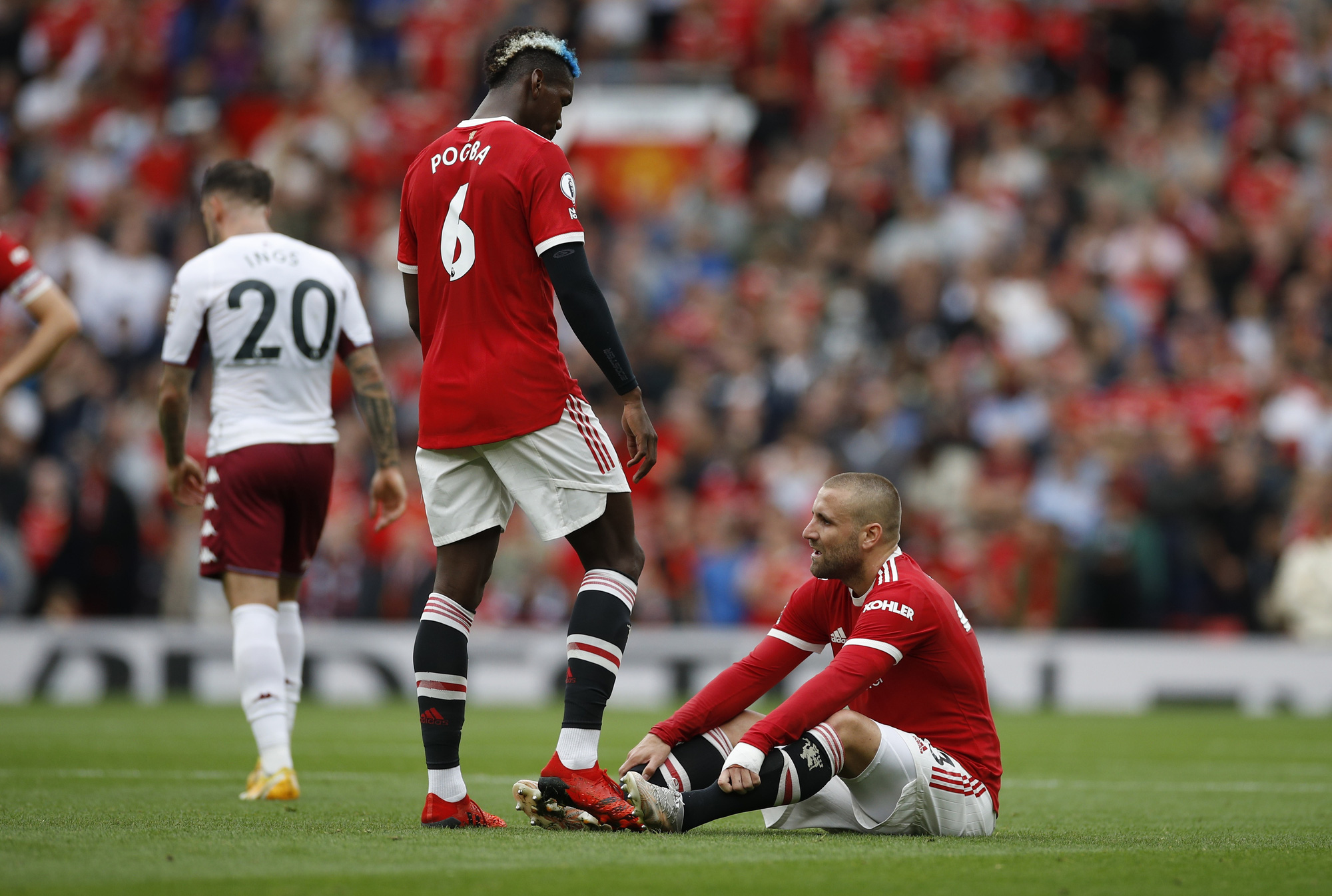 Bruno Fernandes hóa tội đồ, Man United gục ngã trước Aston Villa - Ảnh 3.