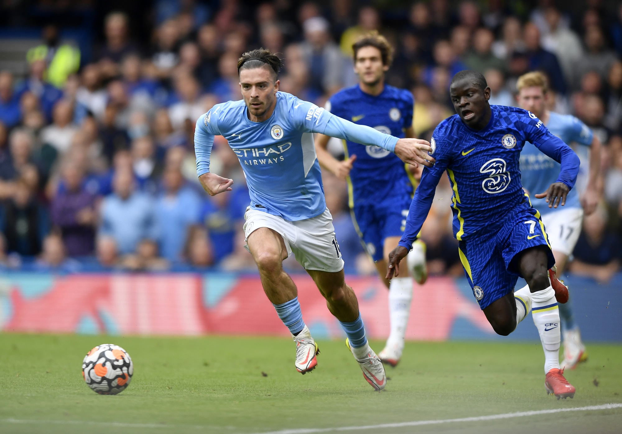 "Vua nước Anh" hạ nhà vô địch châu Âu, trả món nợ Champions League