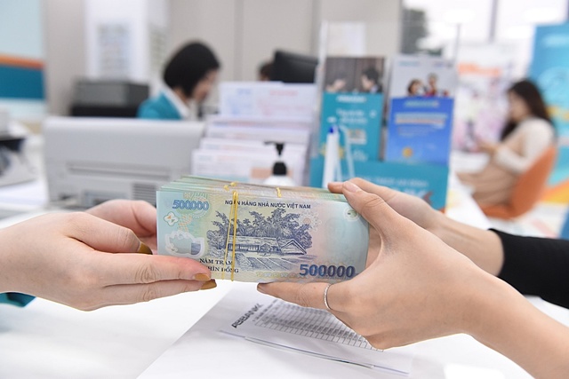 Tín dụng tại TP HCM sẽ tăng trở lại - Ảnh 1. Tín dụng tại TP HCM sẽ tăng trở lại - Ảnh 1.