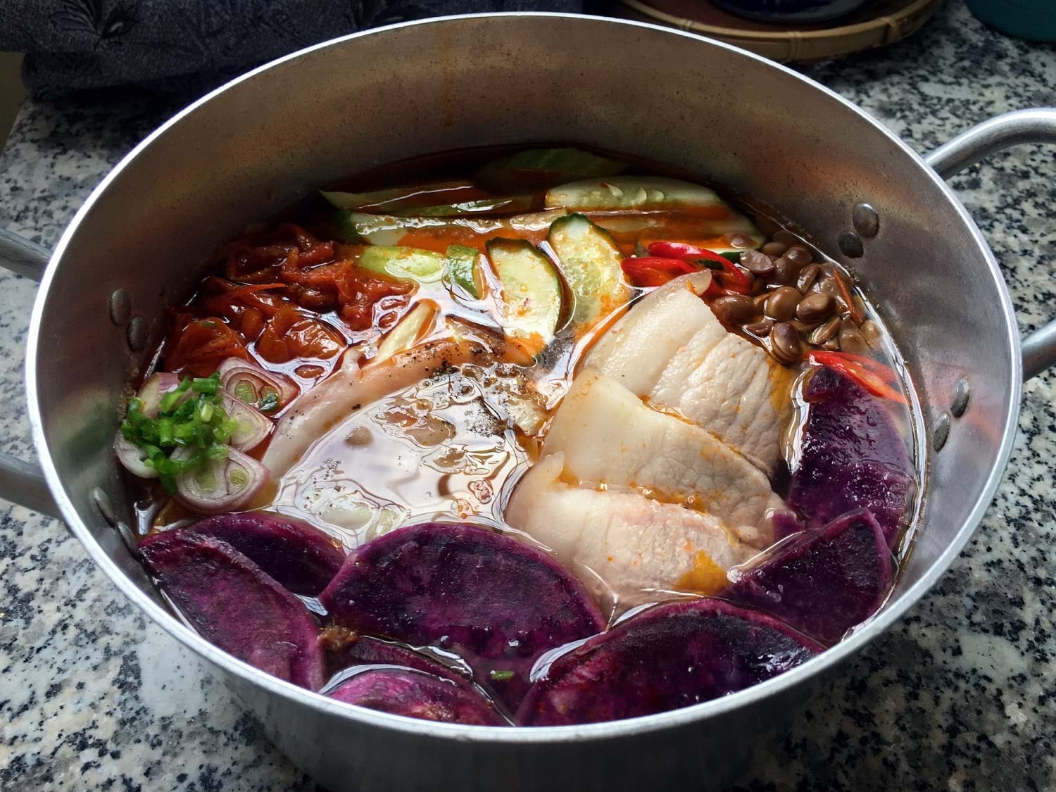 Canh cởi mở trong ngày giãn cách xã hội - Ảnh 1.