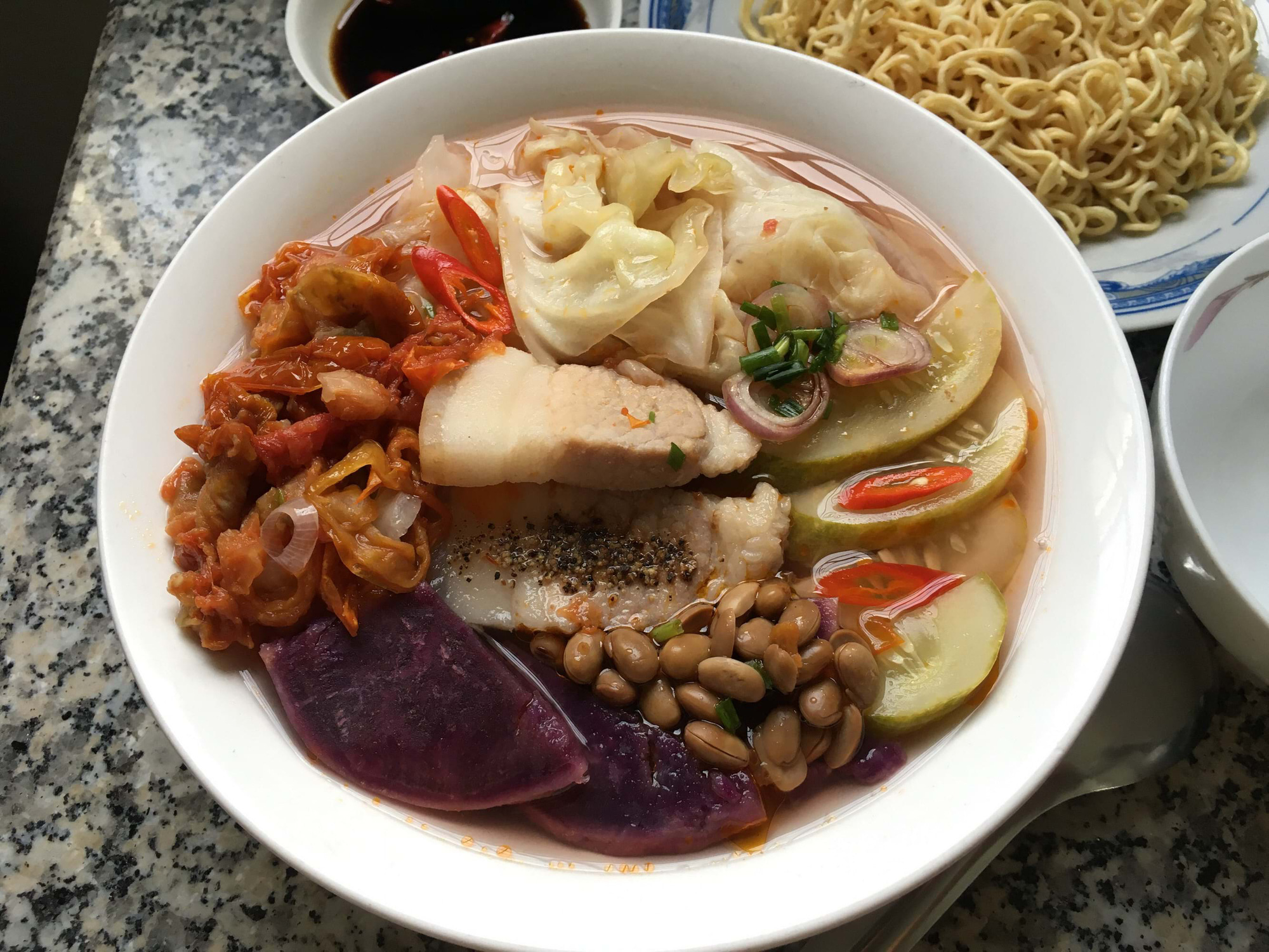 Canh "cởi mở" trong ngày giãn cách xã hội