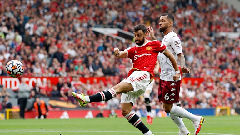 V&igrave; sao Bruno Fernandes s&uacute;t hỏng penalty trong trận Man United thua Aston Villa? - Ảnh 3.