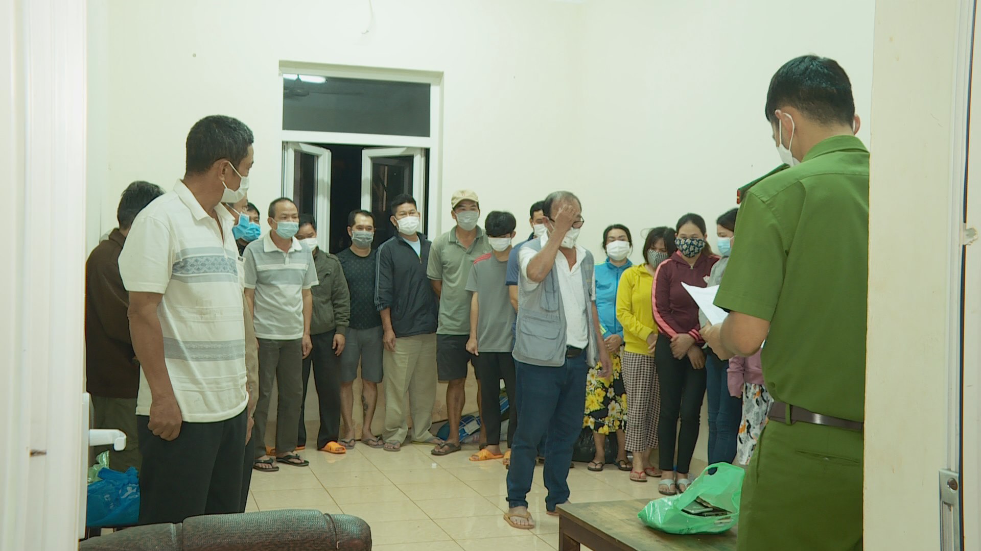 Nữ 9x cầm đầu đường d&acirc;y số đề giao dịch gần 1 tỉ đồng/ng&agrave;y - Ảnh 1.