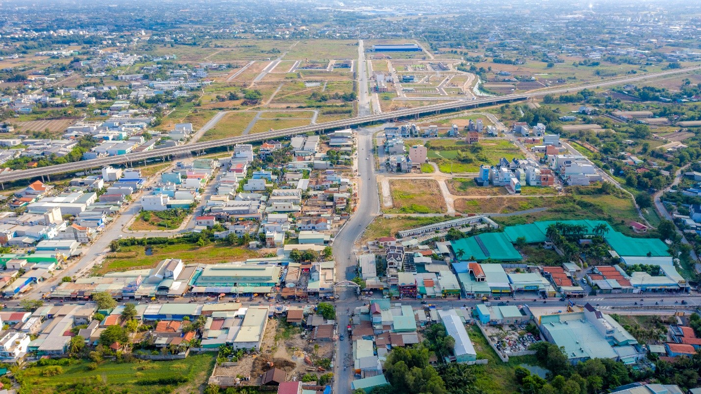 Bất động sản ven đ&ocirc; dậy s&oacute;ng giữa bối cảnh đại dịch Covid-19 - Ảnh 1.