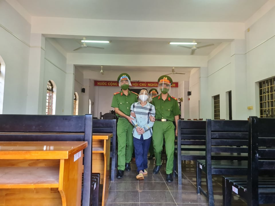 "Góp" 10 bánh heroin đi bán, 2 đối tượng lãnh án tử