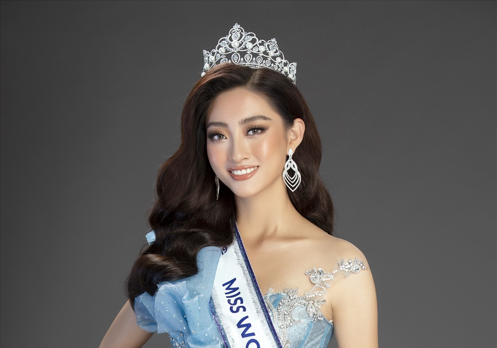 Lương Thùy Linh kể chuyện góc khuất cuộc thi Hoa hậu Thế giới