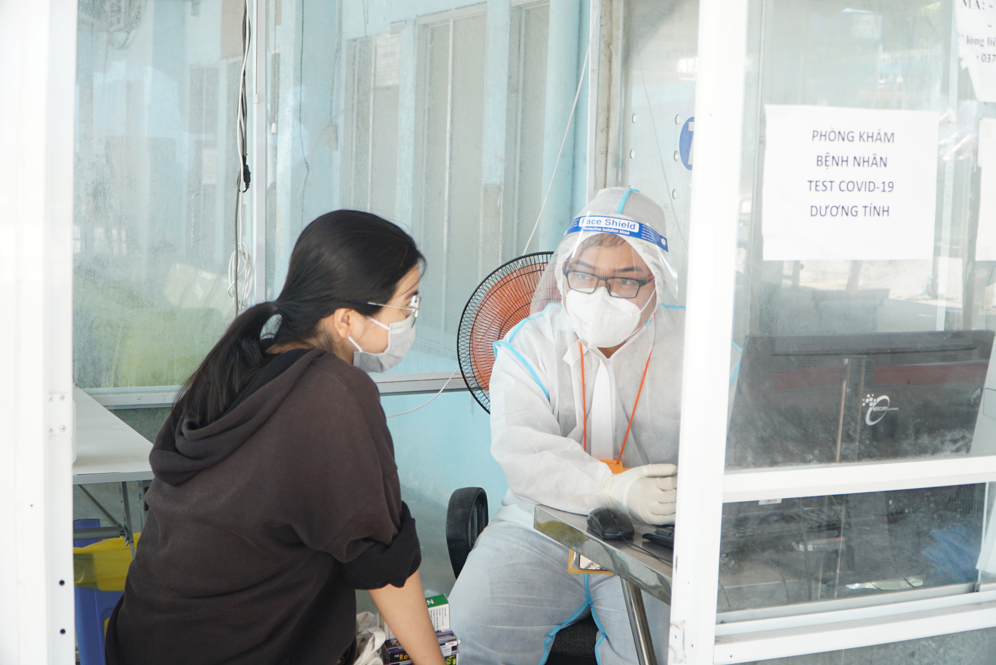 Bệnh viện xanh đầu tiên của TP HCM đón bệnh nhân trở lại - Ảnh 7.