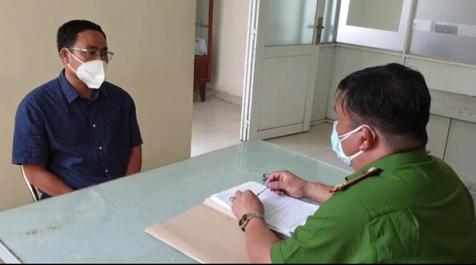 Chuyển tội danh bị can xưng "Tui là Ban chỉ đạo quận 7" có phù hợp?