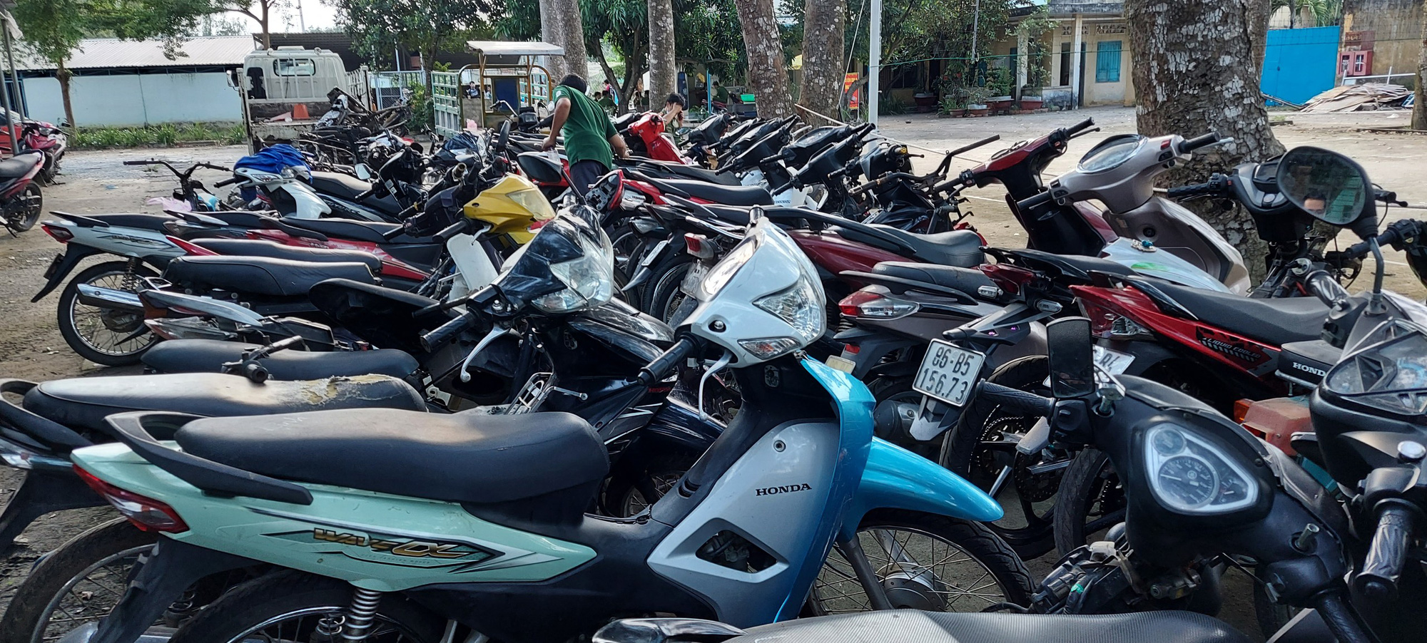 Đột nhập kho xe máy "khủng" do trộm cắp ở Bình Thuận