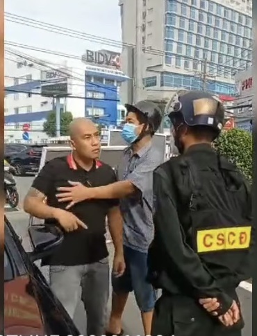 Bình Dương: Khởi tố đối tượng đòi giết cả nhà chiến sĩ CSCĐ tại chốt kiểm dịch - Ảnh 1.