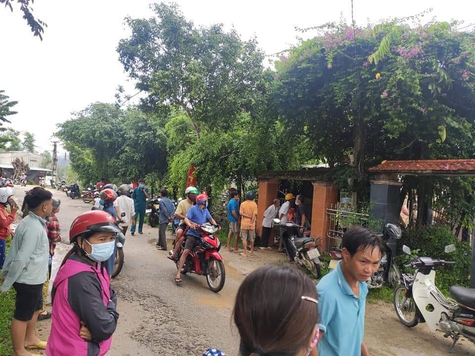 Nổ kinh hoàng gây chết người, sập nhà ở Quảng Nam