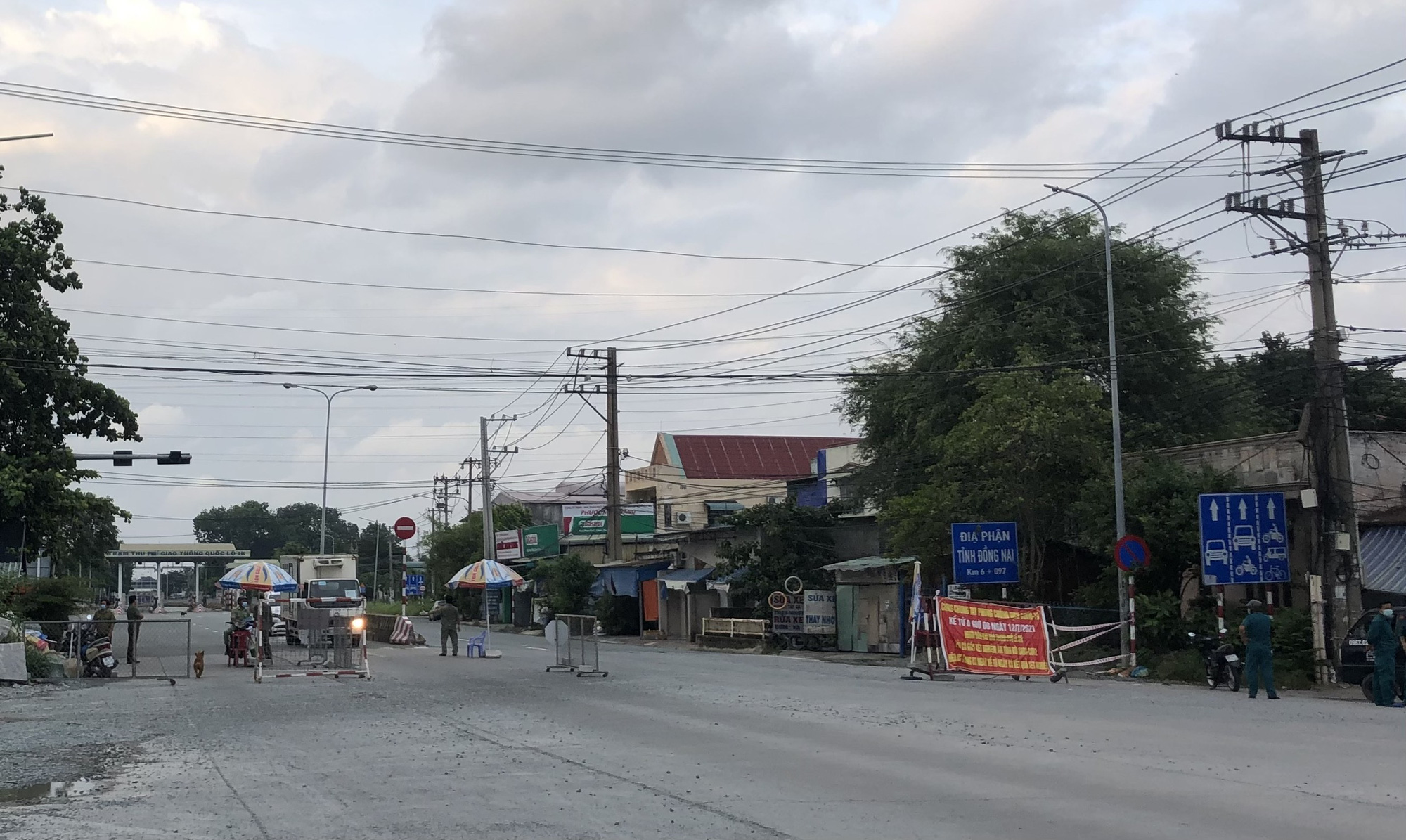 Bình Dương: Những ai được ra đường từ 5-9 - Ảnh 1.