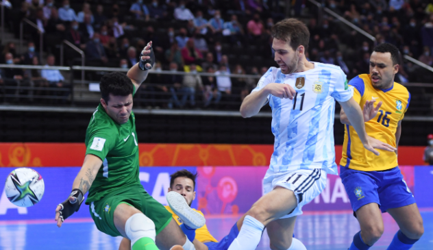 Argentina hạ Brazil, v&agrave;o chung kết FIFA Futsal World Cup 2021 - Ảnh 7.