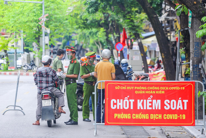 Vị trí 39 chốt kiểm soát, siết chặt "vùng đỏ" ở Hà Nội