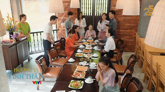 Hương vị t&igrave;nh th&acirc;n phần 2 tập 28 (tập 99): B&agrave; Xu&acirc;n h&agrave;nh con d&acirc;u mới - Ảnh 5.