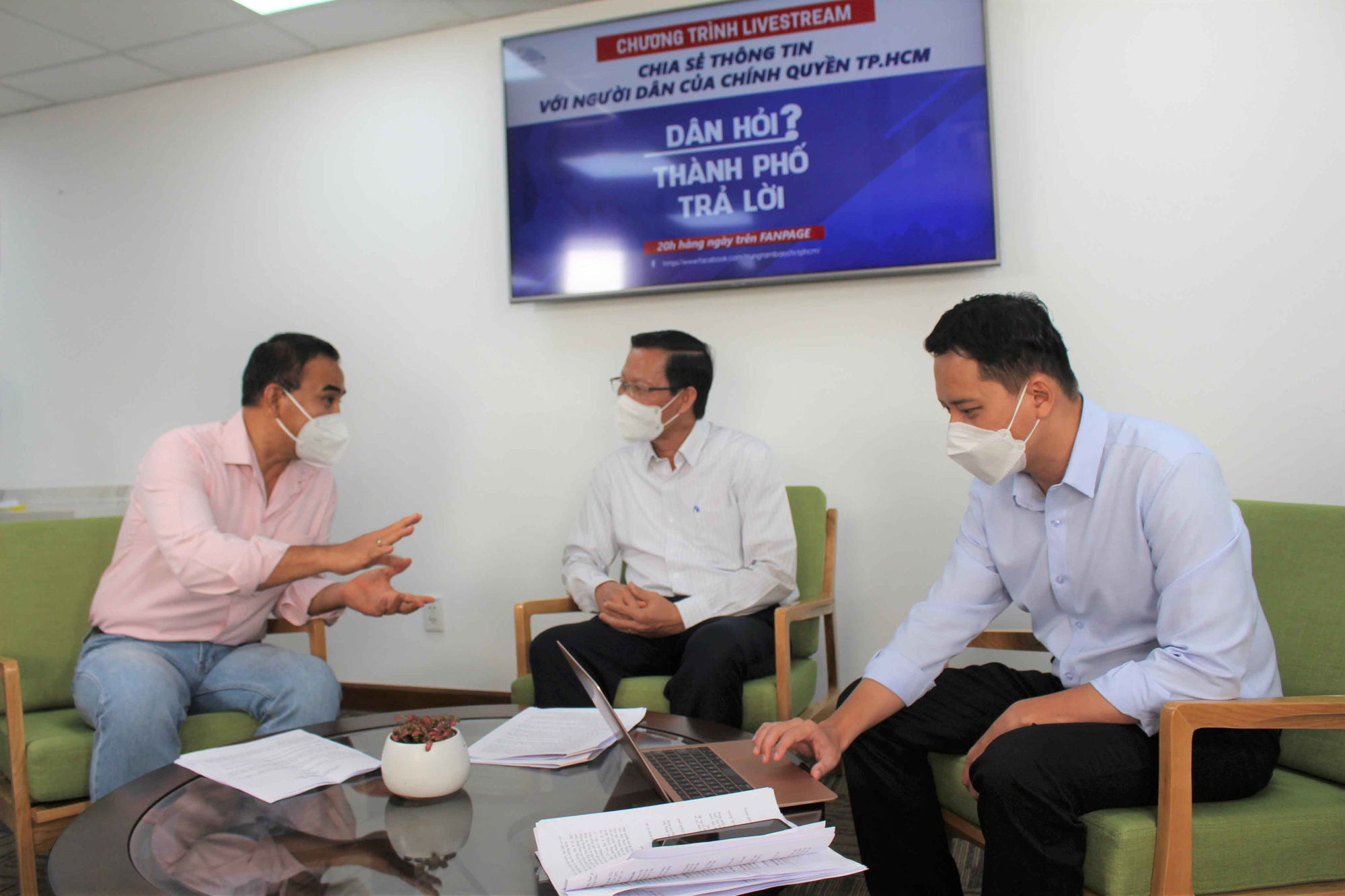 An toàn tới đâu, nới lỏng tới đó