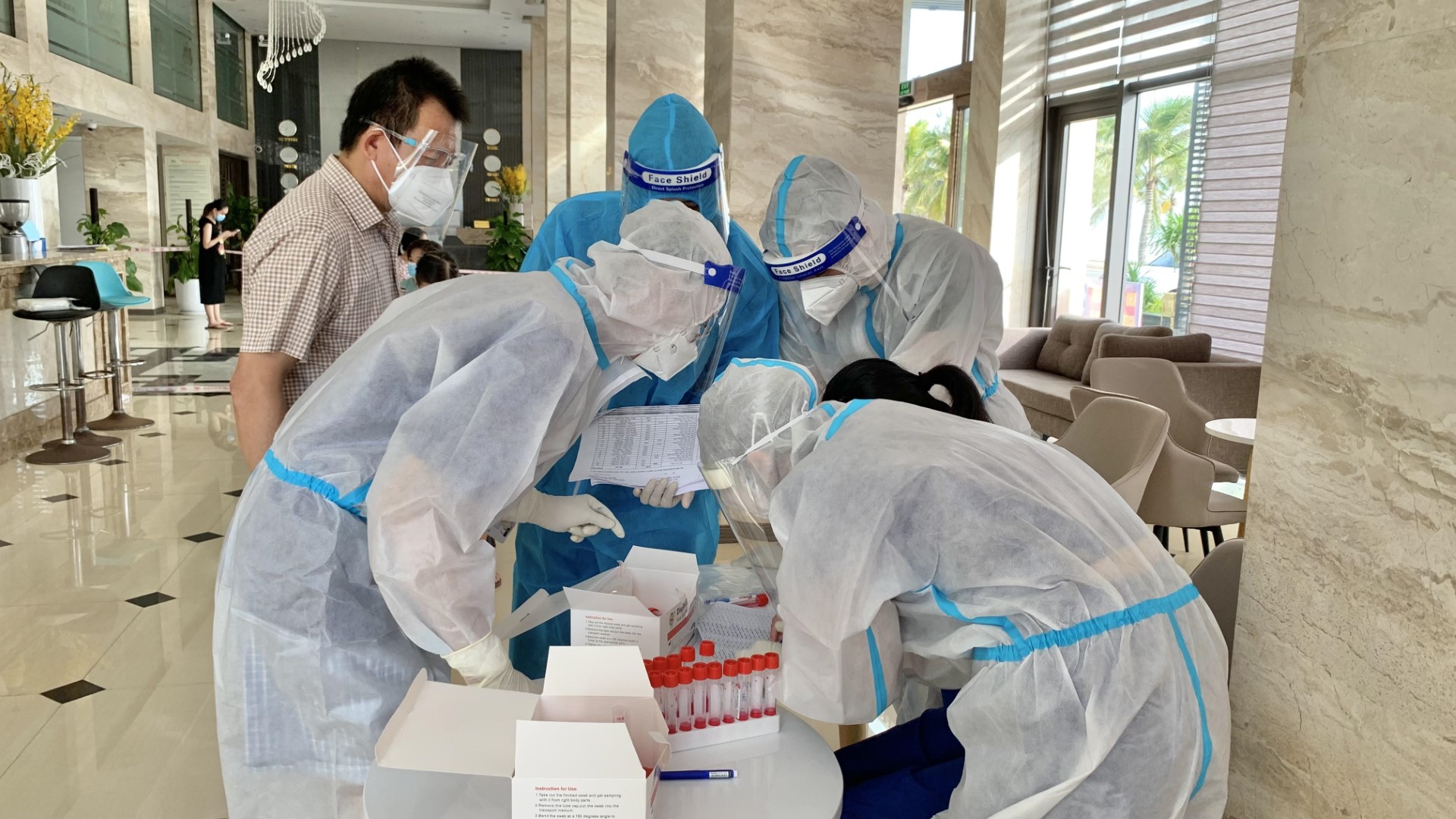 Quảng Bình xét nghiệm gần 18.000 người, phát hiện thêm 91 ca F0