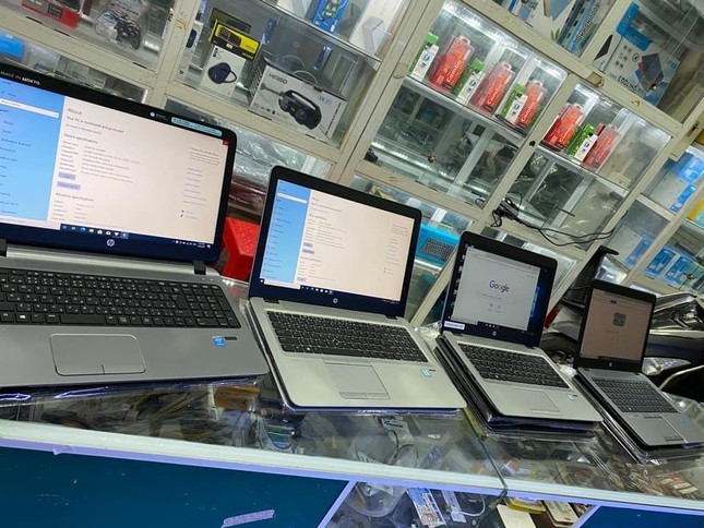 Laptop giá rẻ cháy hàng đầu năm học mới - Ảnh 4. Laptop giá rẻ cháy hàng đầu năm học mới - Ảnh 4.