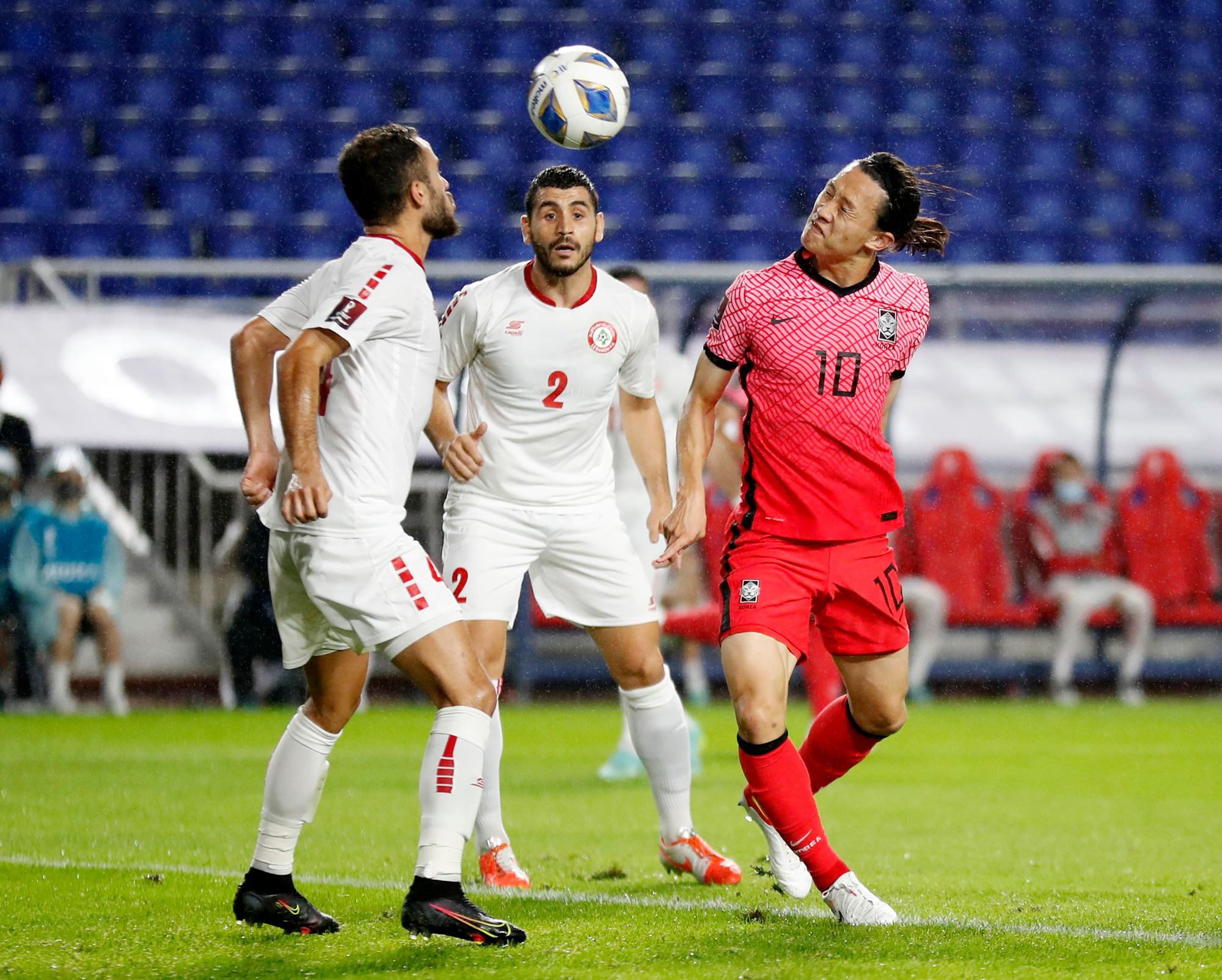 Vắng Son Heung-min, tuyển H&agrave;n Quốc nhọc nhằn thắng Lebanon - Ảnh 4.