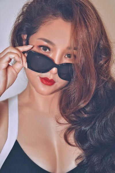 Nghệ sĩ hài Thúy Nga xả ảnh bốc lửa ở tuổi 45 - Ảnh 3.