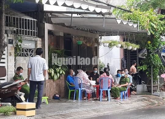 D&acirc;n bức x&uacute;c chưa nhận tiền hỗ trợ, l&atilde;nh đạo Đ&agrave; Nẵng n&oacute;i g&igrave;? - Ảnh 2.