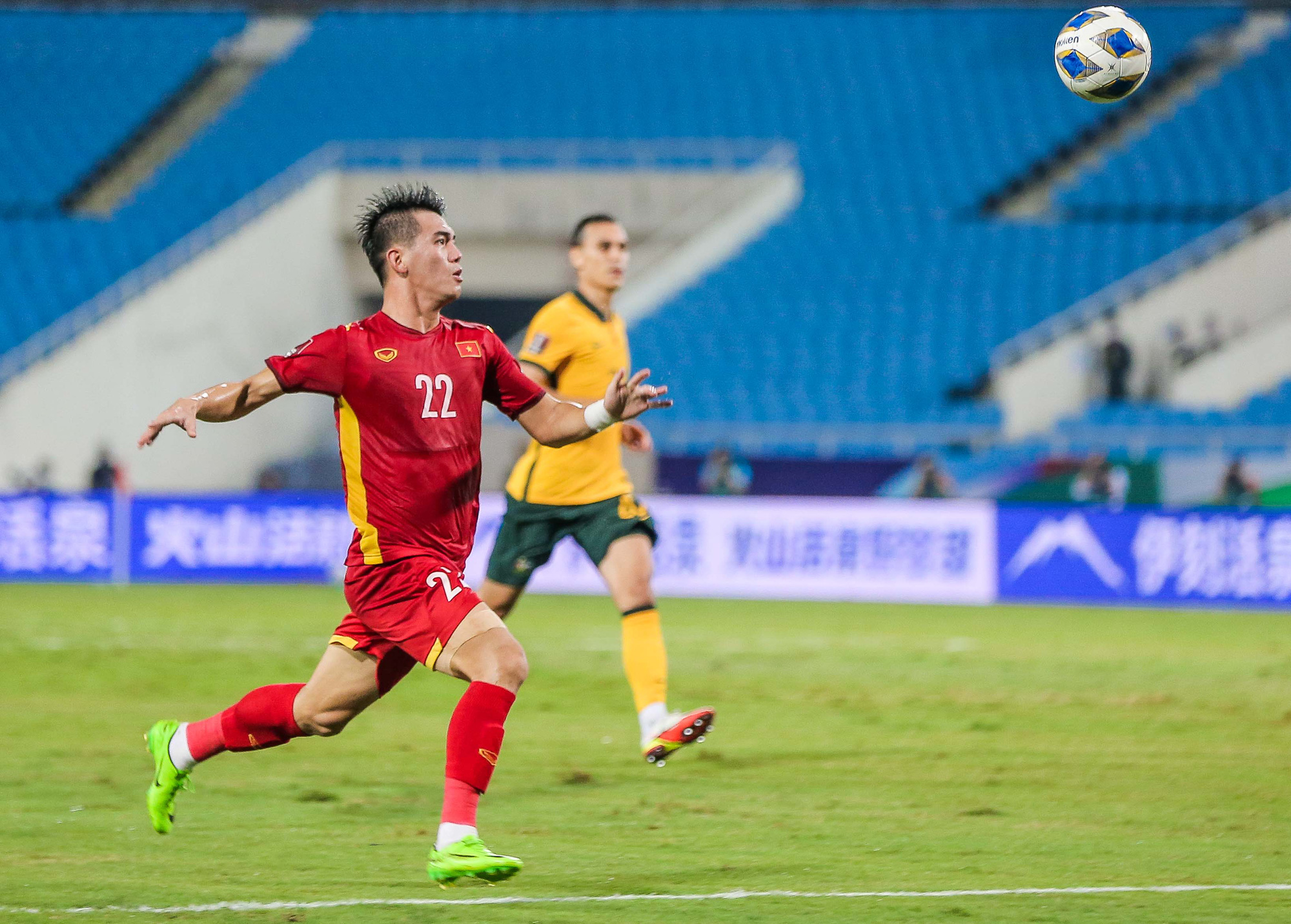 HLV Park Hang-seo n&oacute;i g&igrave; về t&igrave;nh huống bị VAR từ chối quả penalty - Ảnh 15.