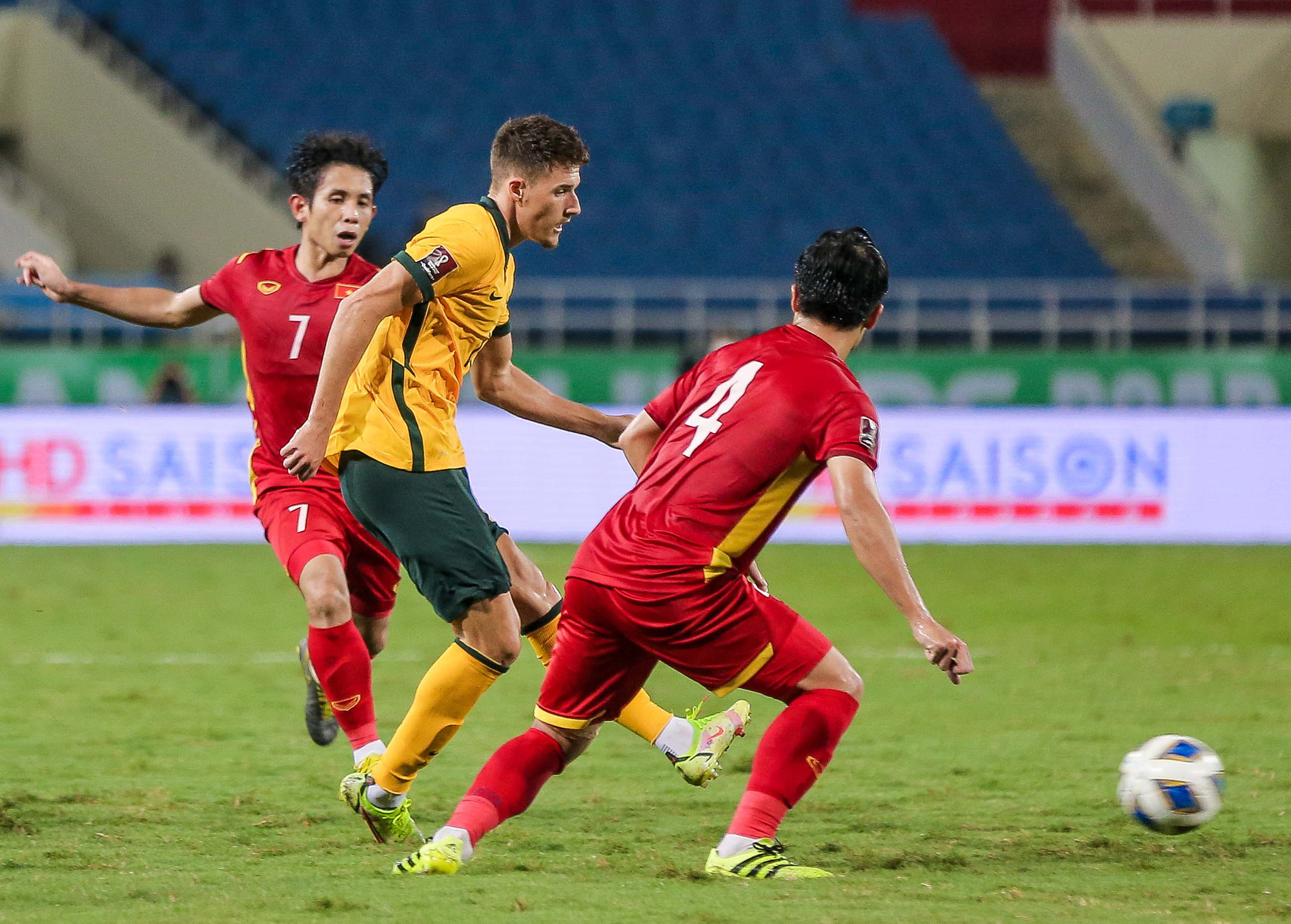 HLV Park Hang-seo n&oacute;i g&igrave; về t&igrave;nh huống bị VAR từ chối quả penalty - Ảnh 7.