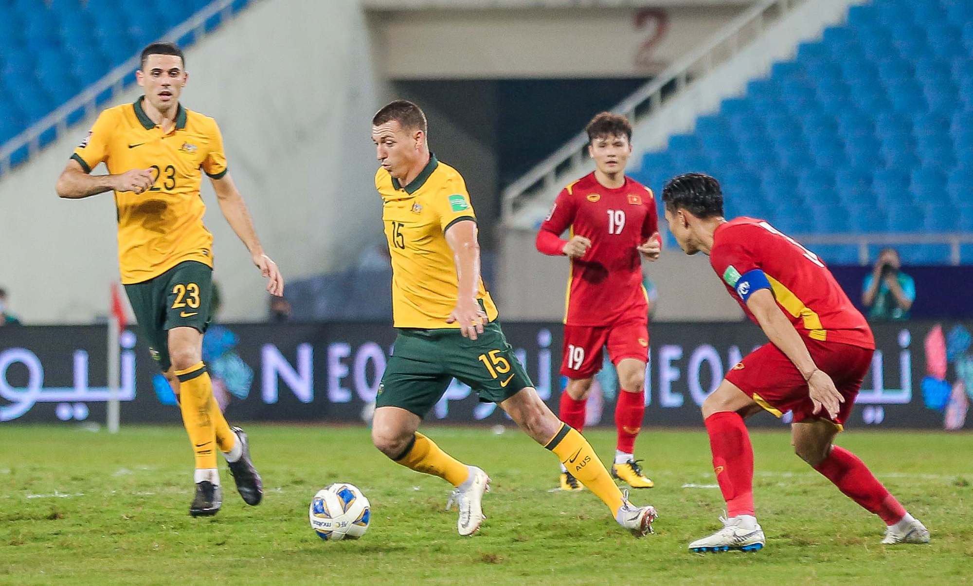 HLV Park Hang-seo n&oacute;i g&igrave; về t&igrave;nh huống bị VAR từ chối quả penalty - Ảnh 9.