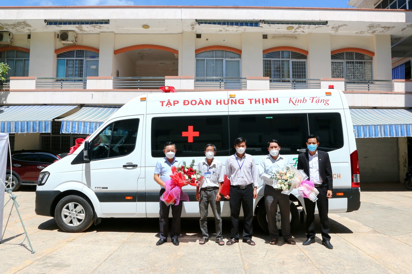 Tập đoàn Hưng Thịnh tiếp tục chung sức cùng các tỉnh, thành trong cuộc chiến chống Covid-19 - Ảnh 2.