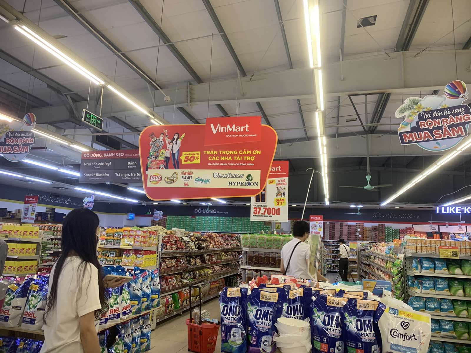 VinMart/VinMart+ cùng hàng Việt tôn vinh Bữa cơm gia đình