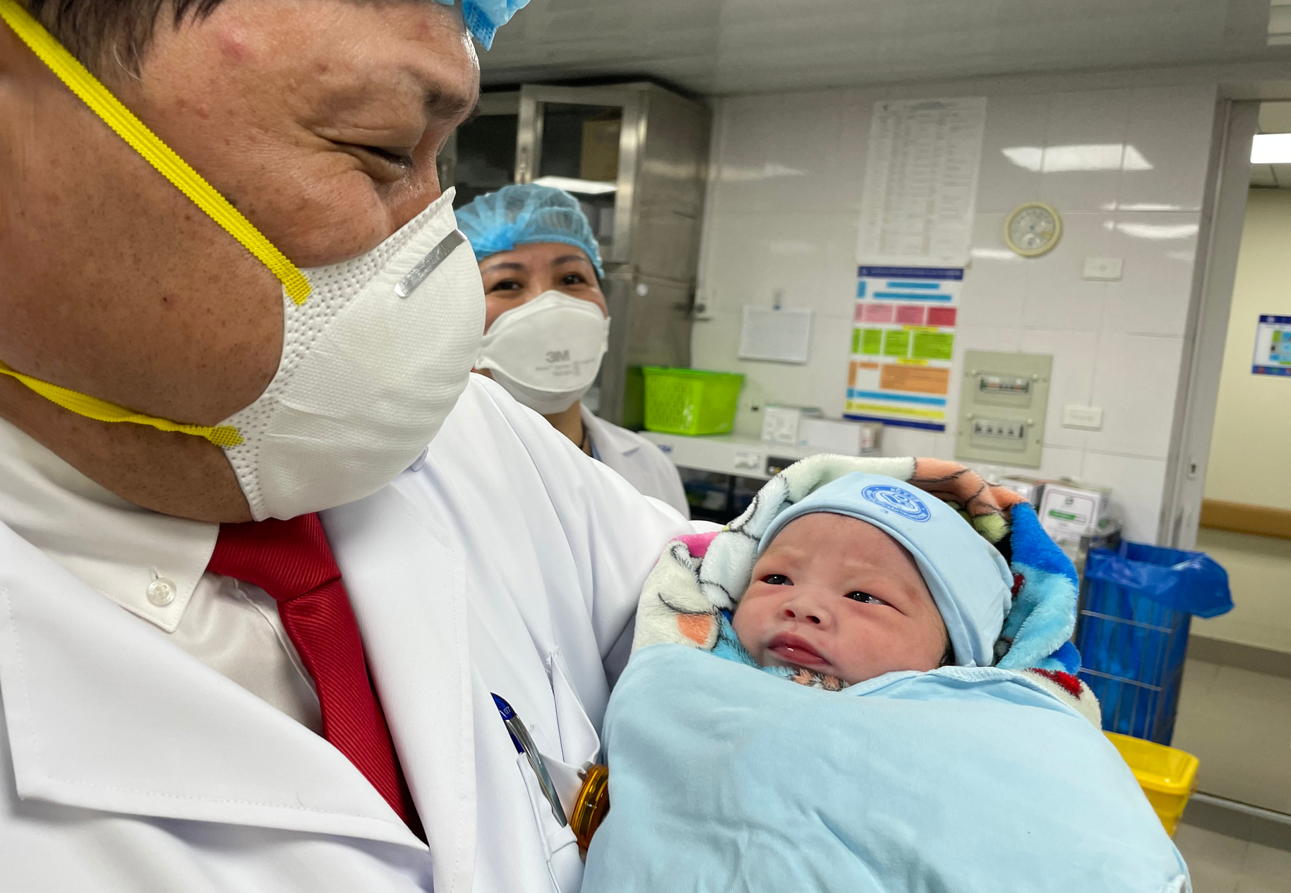 Ngắm những công dân nhí đầu tiên năm 2022 tại bệnh viện sản lớn nhất miền Bắc
