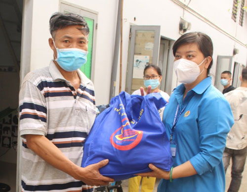 Hàng chục tỉ đồng hỗ trợ người lao động