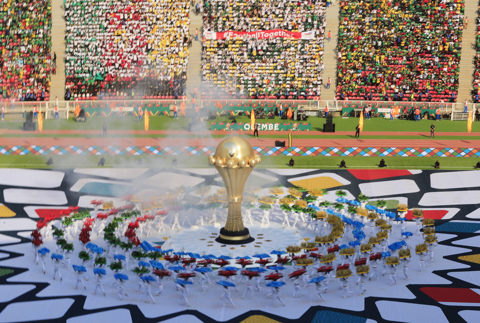 Chủ nh&agrave; Cameroon ngược d&ograve;ng, hạ Burkina Faso mở m&agrave;n CAN 2021 - Ảnh 2.