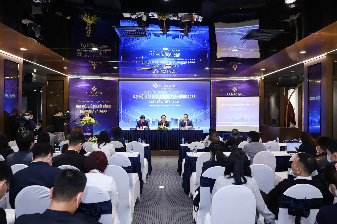 Cen Land: Tăng vốn điều lệ, tự tin doanh thu 10.000 tỉ năm 2022 - Ảnh 1. Cen Land: Tăng vốn điều lệ, tự tin doanh thu 10.000 tỉ năm 2022 - Ảnh 1.