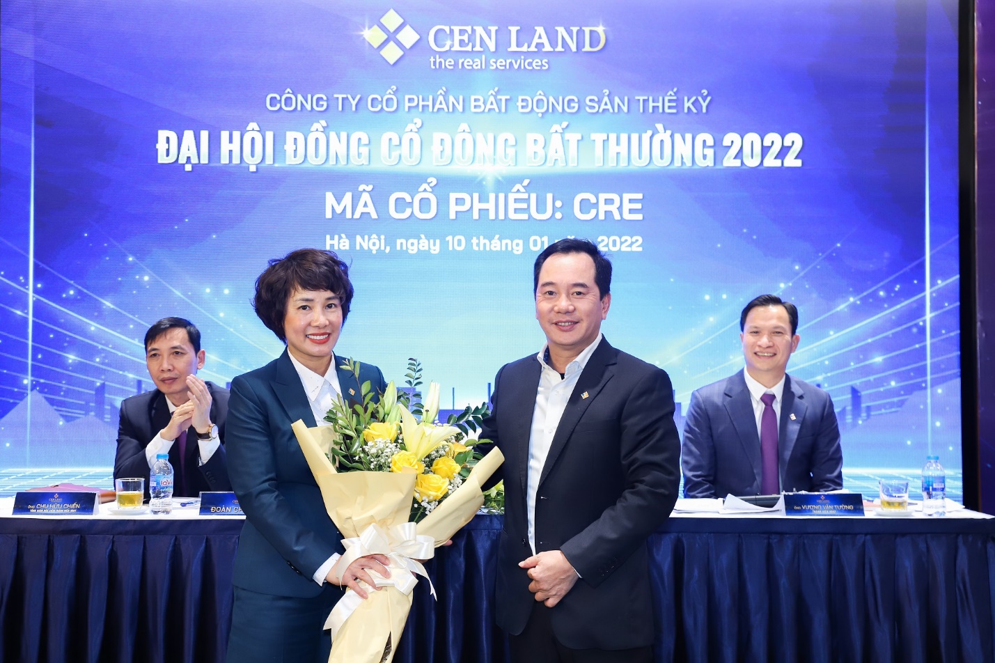 Cen Land: Tăng vốn điều lệ, tự tin doanh thu 10.000 tỉ năm 2022 - Ảnh 2. Cen Land: Tăng vốn điều lệ, tự tin doanh thu 10.000 tỉ năm 2022 - Ảnh 2.