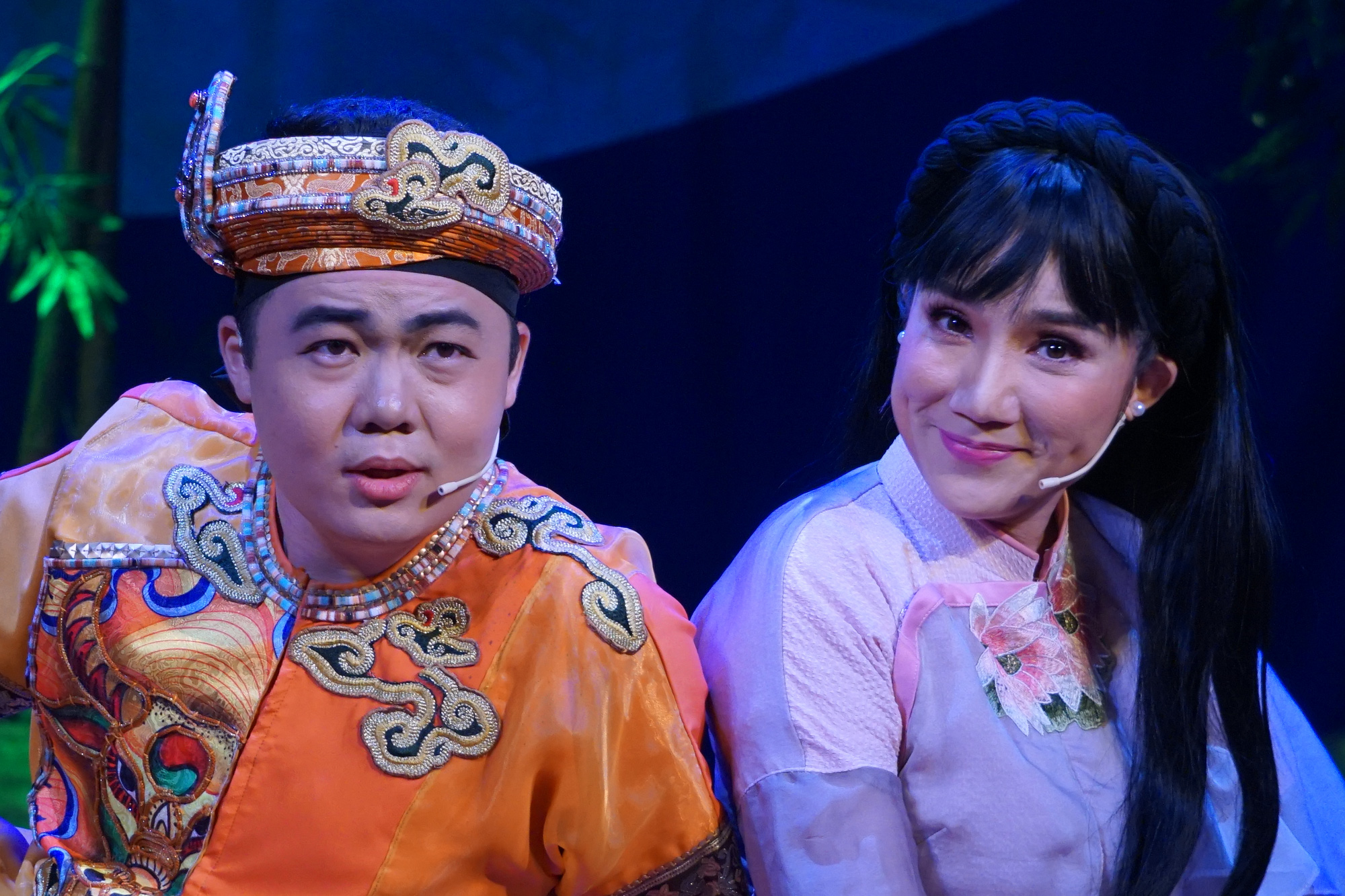 NSƯT Cát Tường gây ngạc nhiên với cô Thắm của Chuyện làng - Ảnh 4.