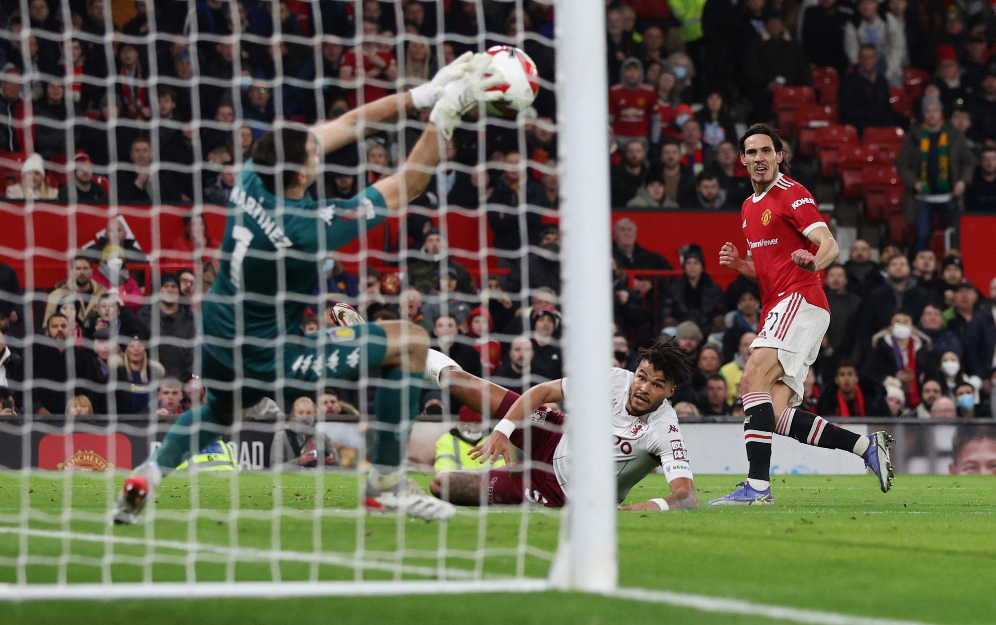 Thắng nghẹt thở Aston Villa, Man United thẳng tiến vòng 4 FA Cup - Ảnh 1.