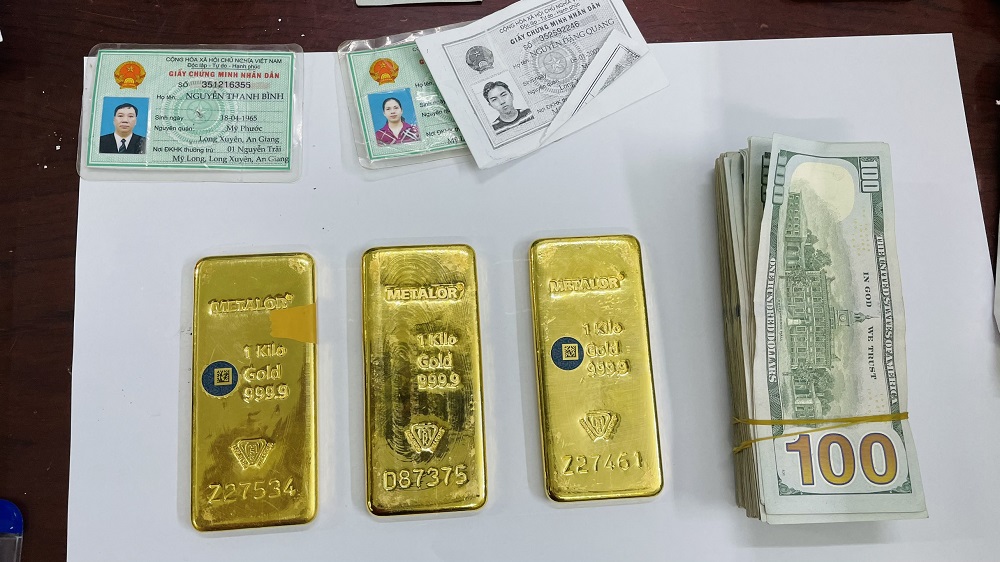 Đại t&aacute; Đinh Văn Nơi trực tiếp chỉ đạo ph&aacute; vụ &aacute;n bu&ocirc;n v&agrave;ng v&agrave; ngoại tệ &ldquo;khủng&rdquo; - Ảnh 4.