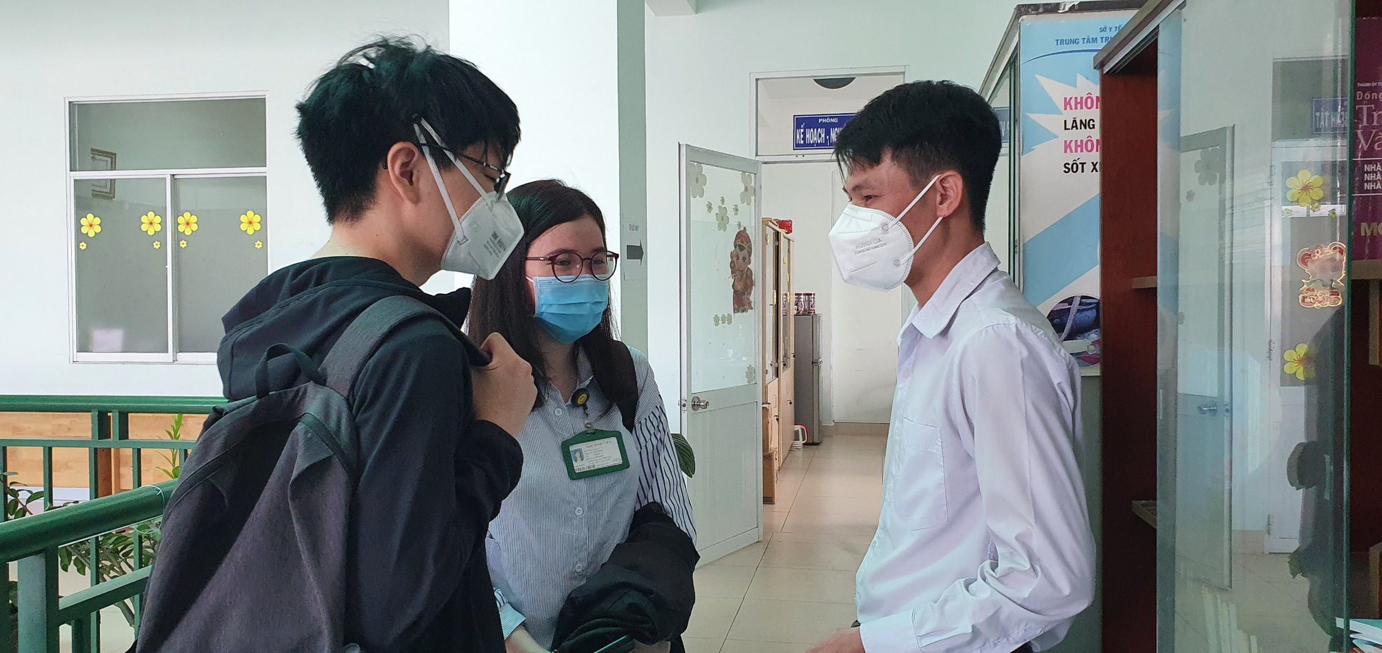 261 sinh viên y tiếp nhận trạm y tế lưu động
