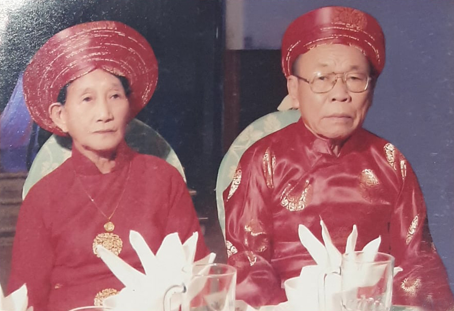 Biển trời lòng mẹ thương con
