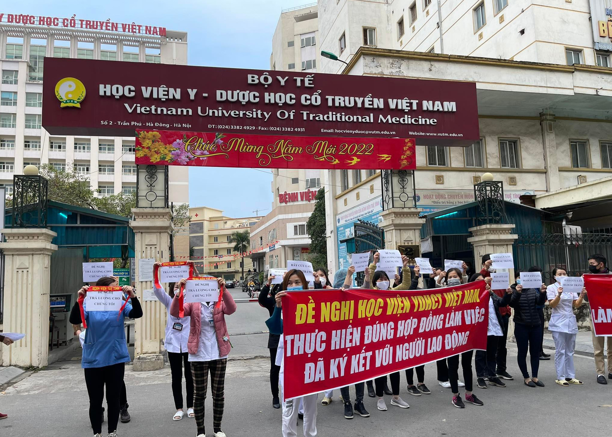 Lãnh đạo học viện "kêu cứu" Bộ Y tế vụ trả lương cho nhân viên Bệnh viện Tuệ Tĩnh