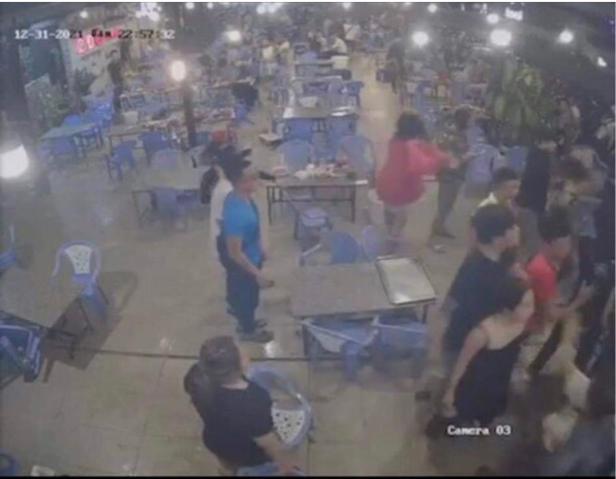 Mâu thuẫn nhỏ, hành xử côn đồ