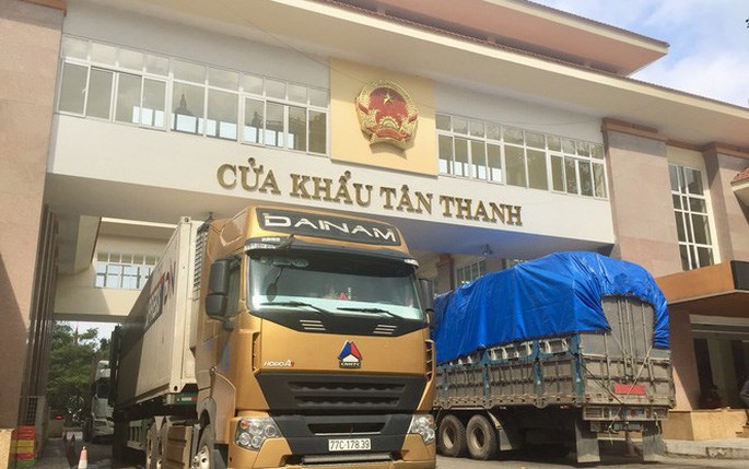 Trung Quốc dừng thông quan hàng hoá 7 ngày