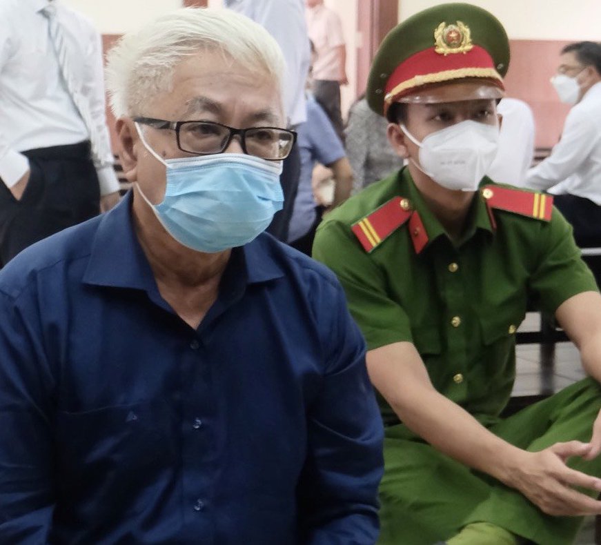 Tòa tuyên cựu Tổng giám đốc Ngân hàng Đông Á có tội
