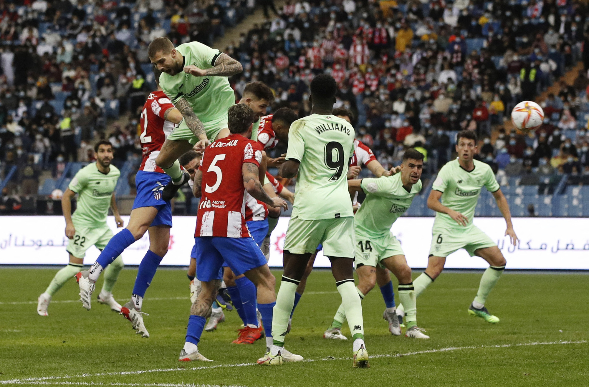 Sao trẻ bùng nổ, đương kim vô địch La Liga trắng tay ở Siêu cúp - Ảnh 3.