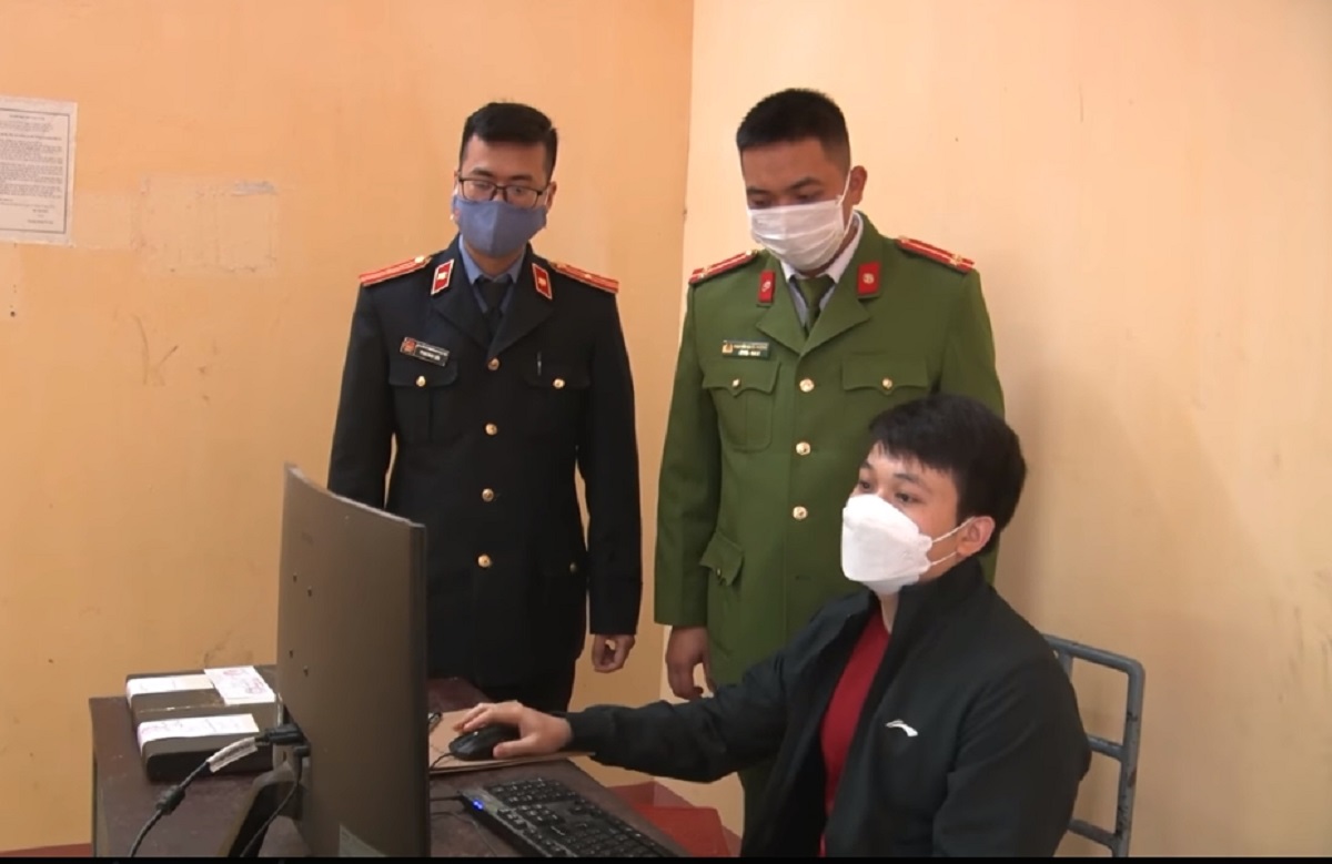 Lập s&agrave;n tiền ảo lừa h&agrave;ng ng&agrave;n nh&agrave; đầu tư - Ảnh 2.
